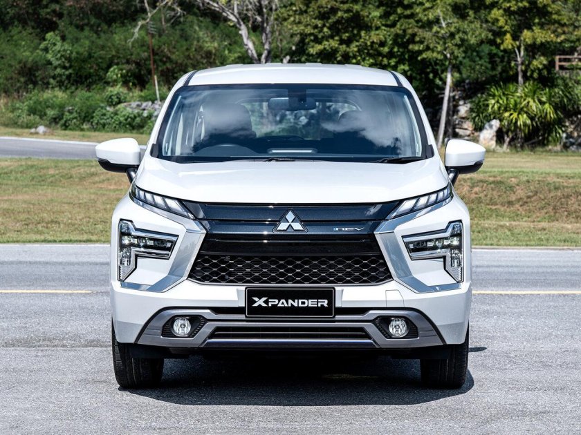 Mitsubishi xpander cross