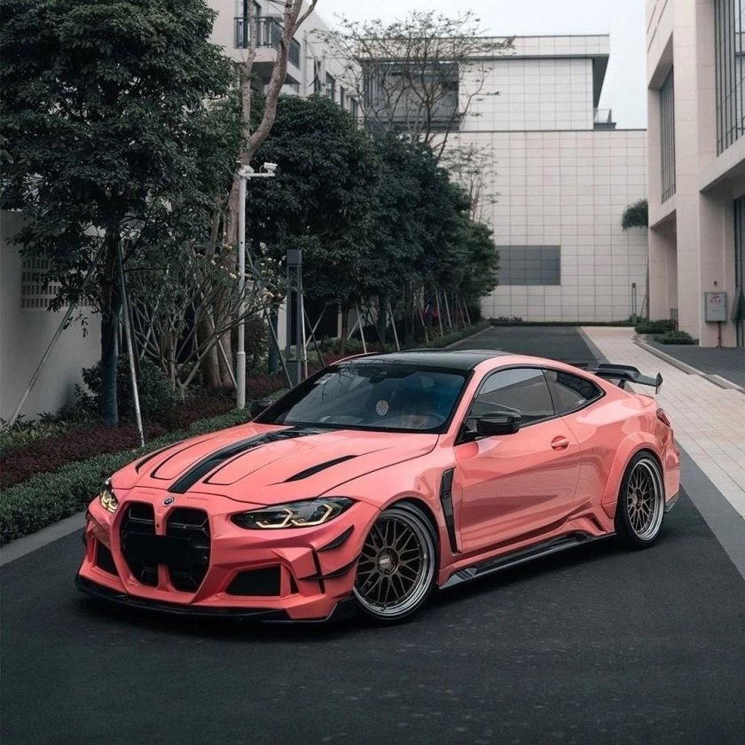 Bmw m 4 розовая