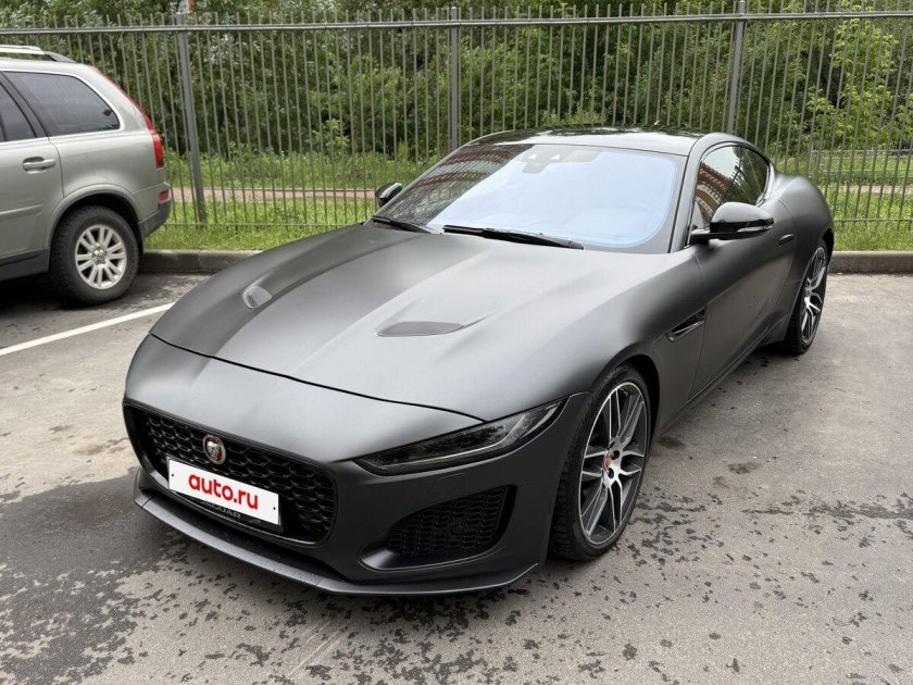 Автомобиль jaguar