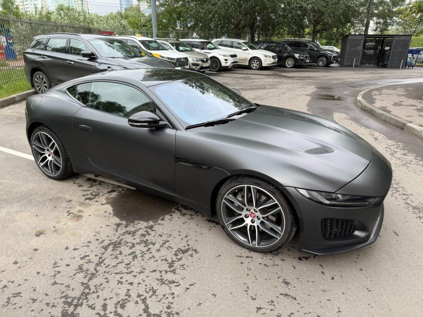 Aston martin db9 i рестайлинг