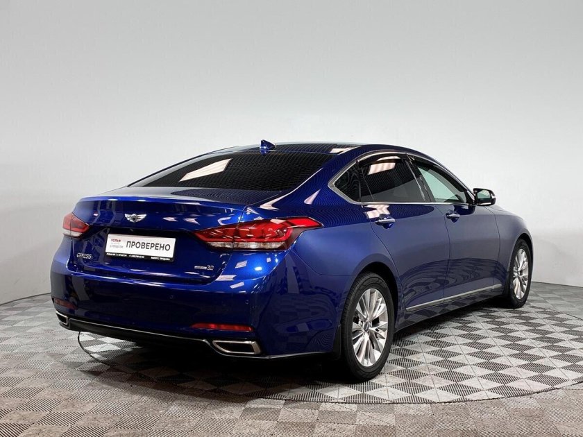 Hyundai Genesis 2015