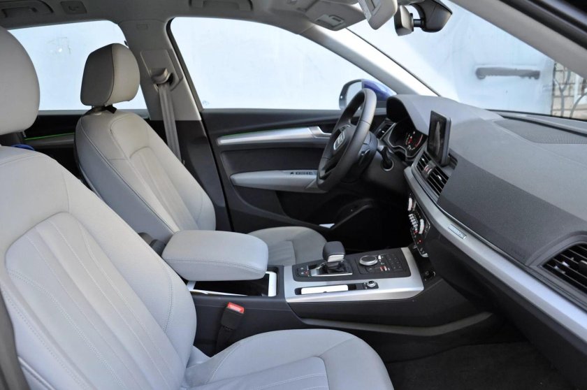 Audi q5 салон