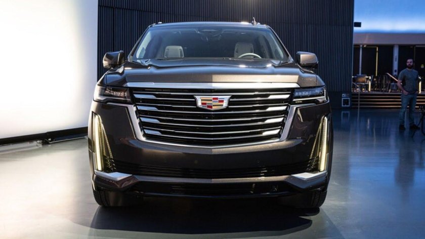 Новый Cadillac Escalade 2021