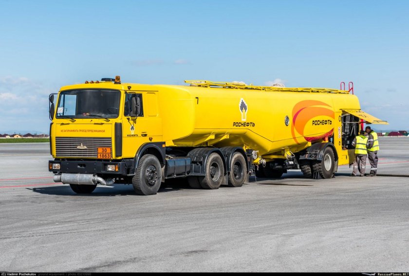 Аэродромный пылесос Faun