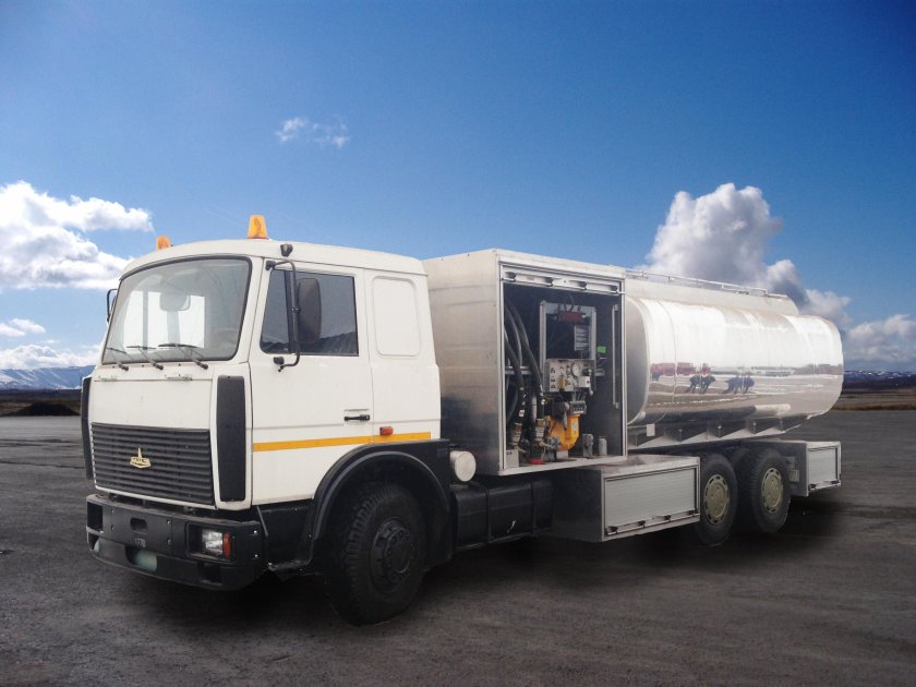 Топливозаправщик Аэродромный ТЗА-20