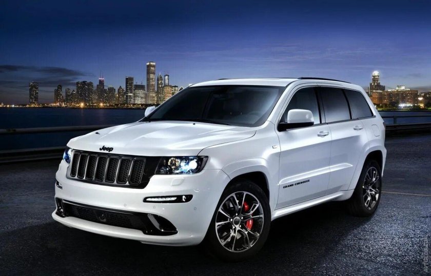 Jeep Grand Cherokee srt8