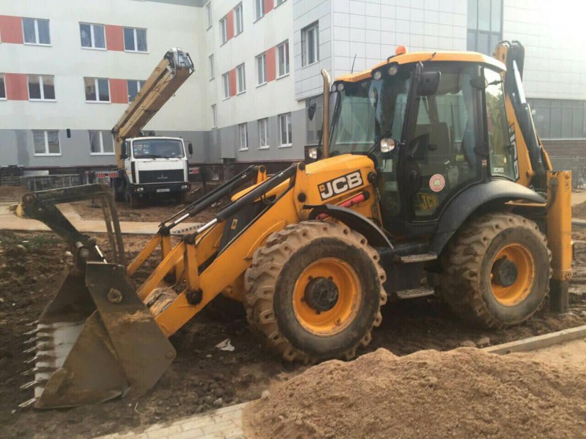 Трактор JCB 3cx