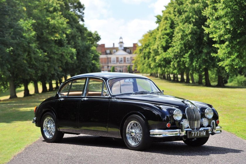 Jaguar MK II