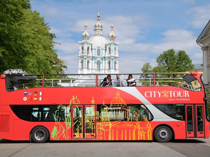 Автобус City Sightseeing Санкт-Петербург