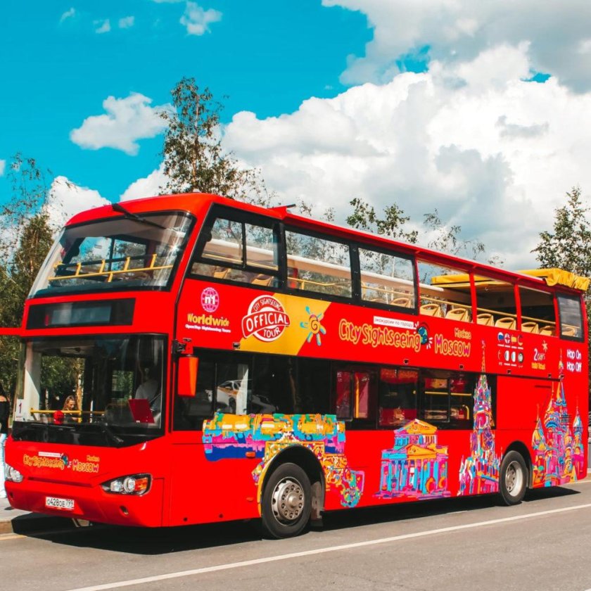 Автобус city sightseeing москва