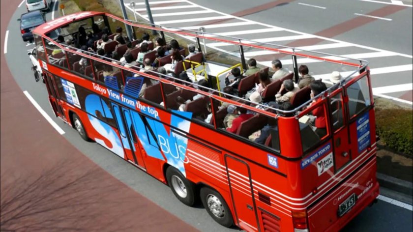 Открытый автобус