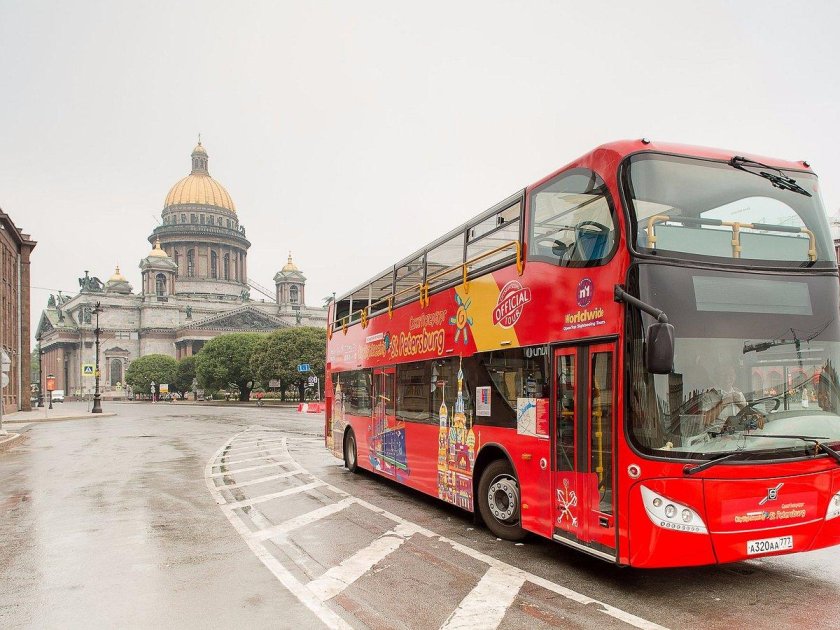 Автобус City Sightseeing Санкт-Петербург