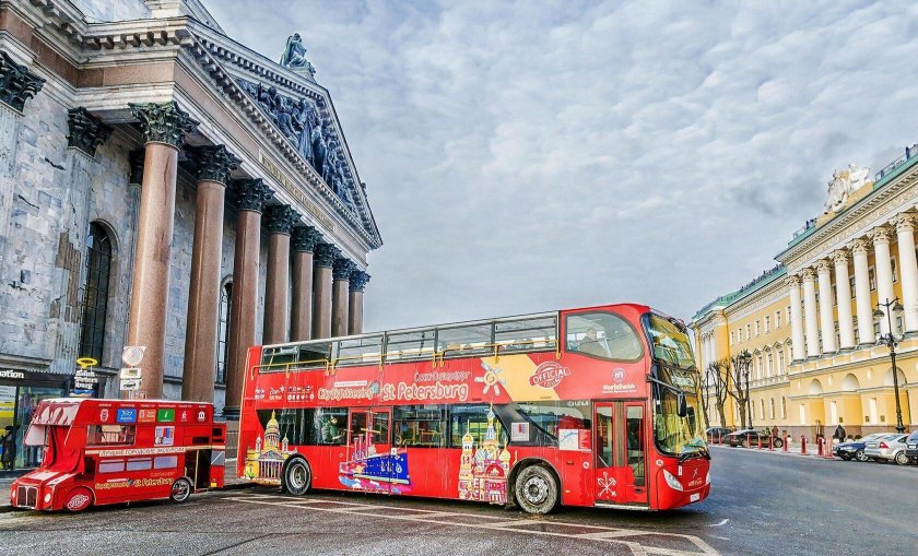 Автобус City Sightseeing Санкт-Петербург