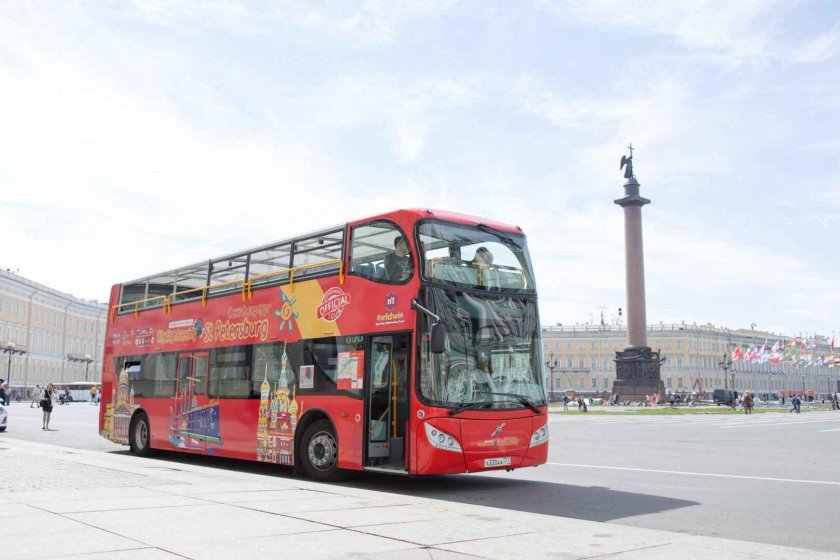 Автобус City Sightseeing Санкт-Петербург