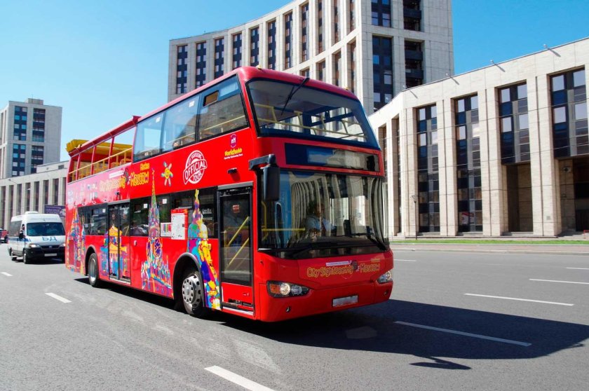 Экскурсионный автобус по Москве двухэтажный