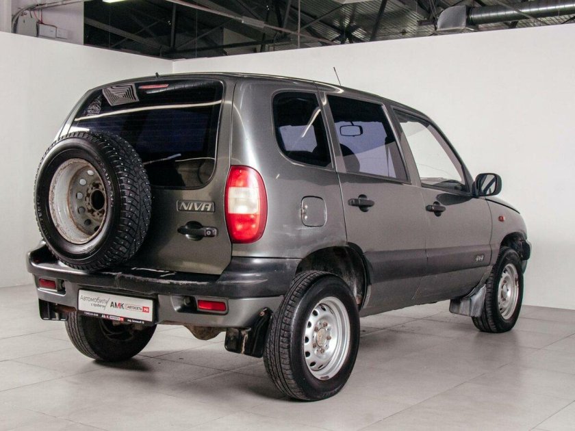 Chevrolet Niva 2005