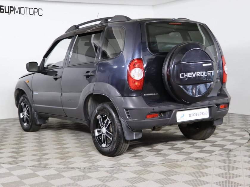 Нива шевроле 2012