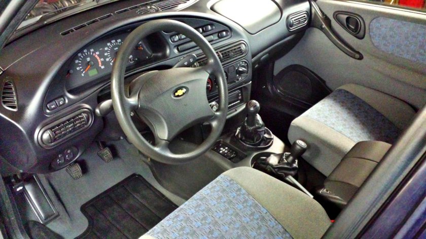 Niva Chevrolet 2123 салон