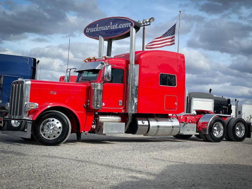 Peterbilt 389