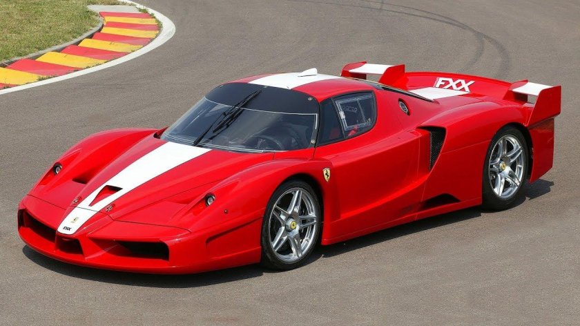 Феррари FXX