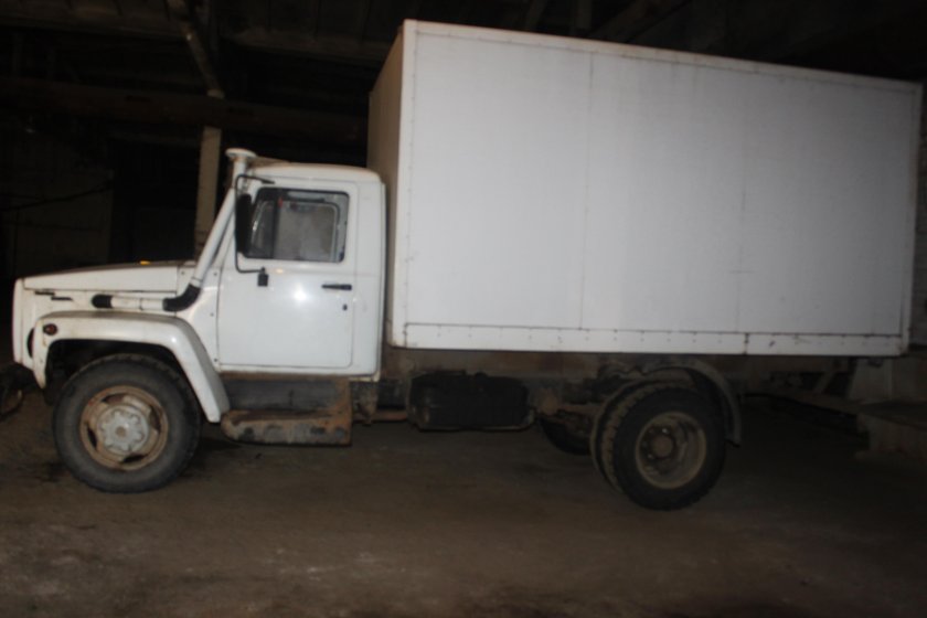 ГАЗ 3309 тентованный