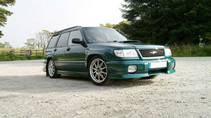 Subaru Forester sf5 зеленый