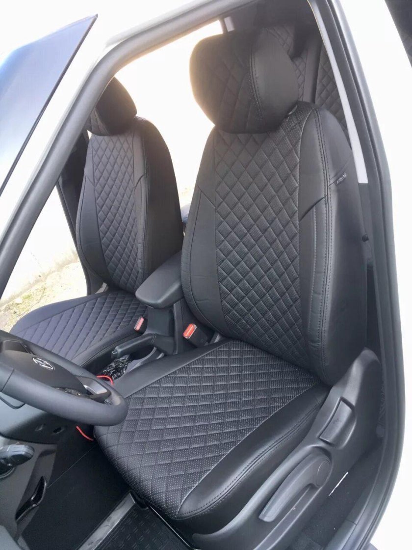 Чехлы на Хендай Крета