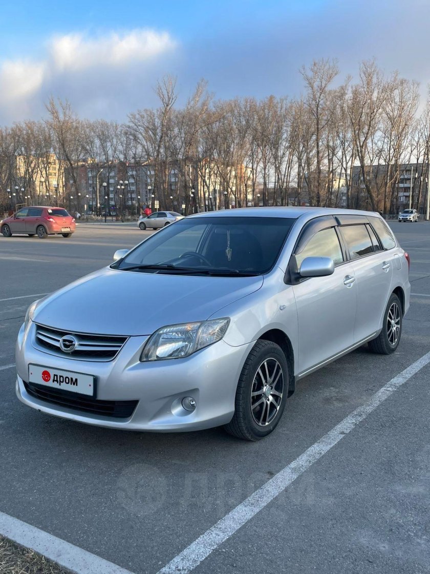 Тойота филдер 2010