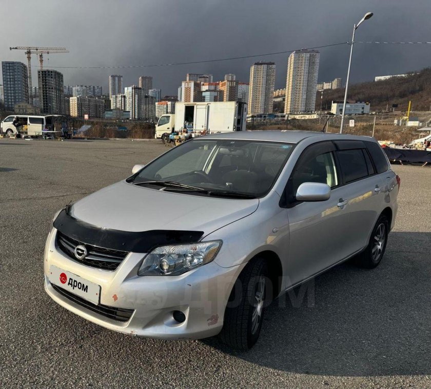 Тойота королла филдер 2009