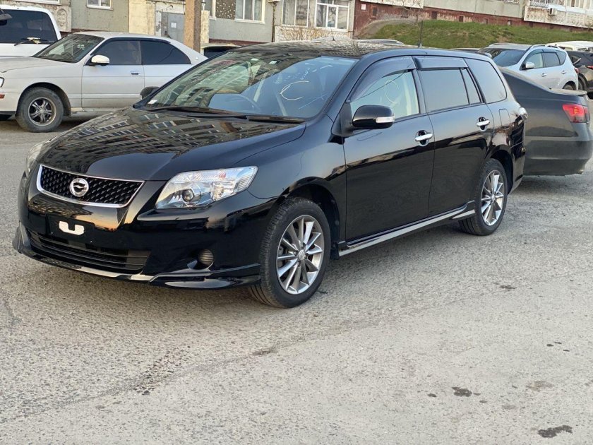 Тойота Филдер 2010