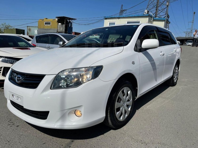 Тойота Филдер 2011