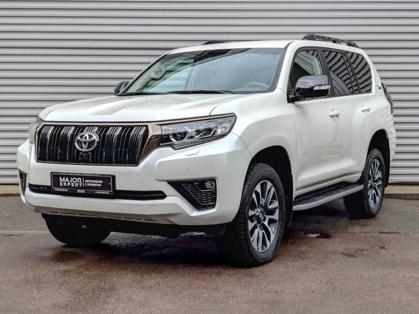 Toyota land cruiser prado 2022