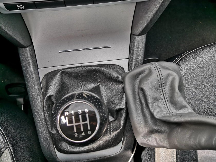 Чехол МКПП Октавия а7