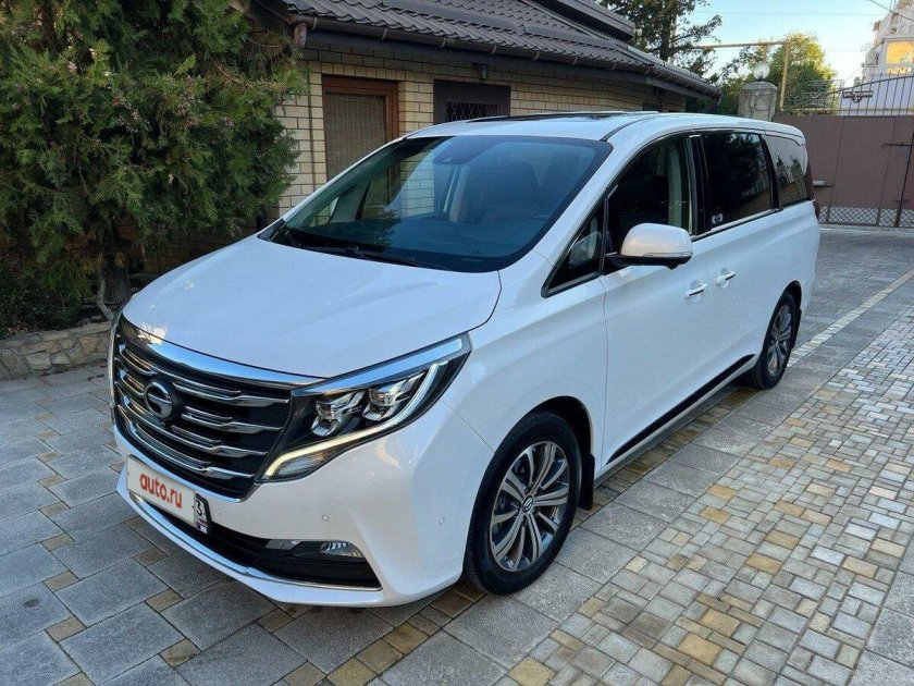 Китайский минивэн gac gm 8