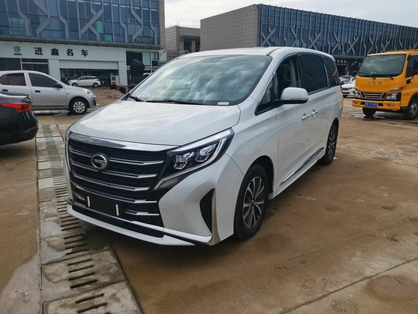 Минивэн gac m 8