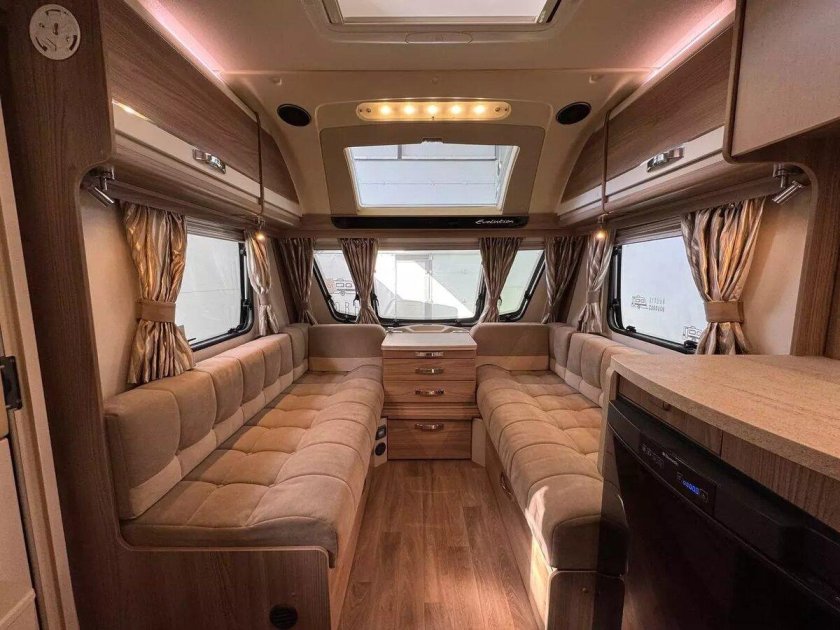 Кемпер автодом