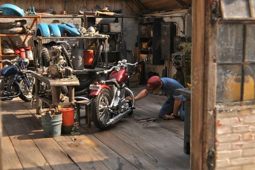 Гараж для мотоцикла