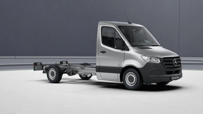 Mercedes Sprinter бортовой