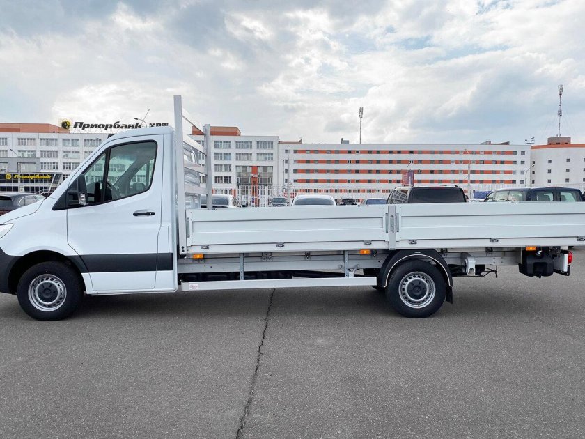 Мерседес бортовой