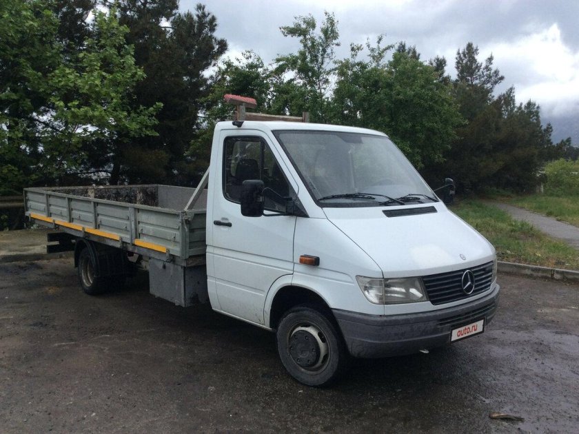 Мерседес Спринтер бортовой 410