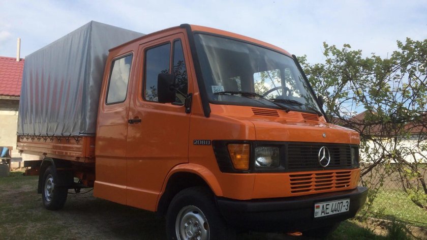Мерседес т1 208d