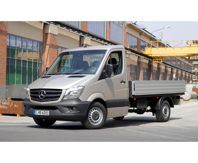 Мерседес Бенц Спринтер бортовой