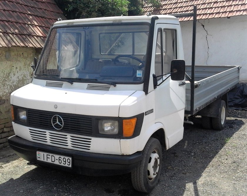 Мерседес 410д