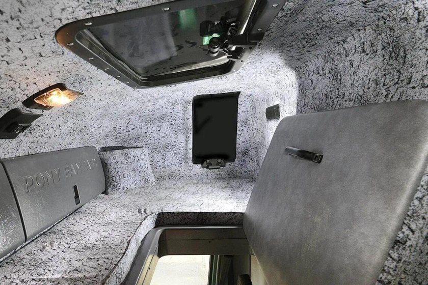 Спальник Газель Некст изнутри