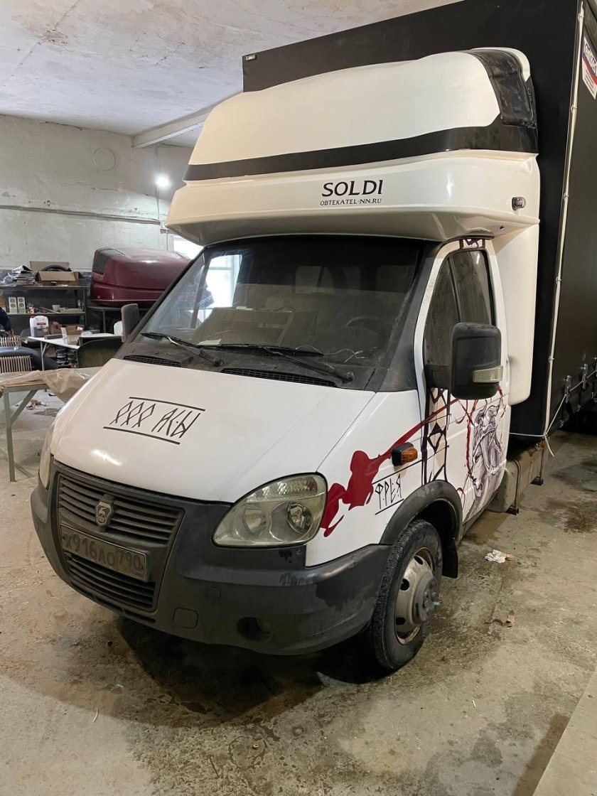 Обтекатель спальник на Газель