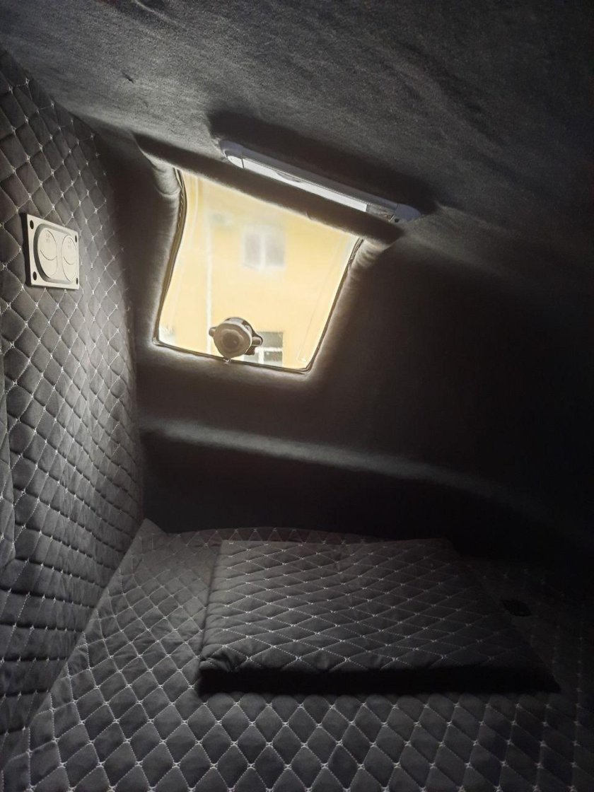 Накрышный спальник газель некст внутри