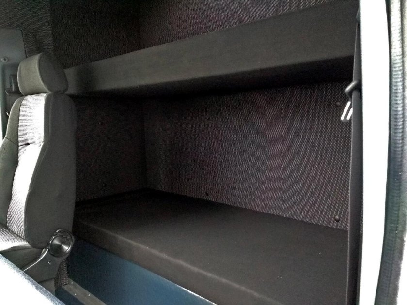 Газель Некст с закабинным спальником