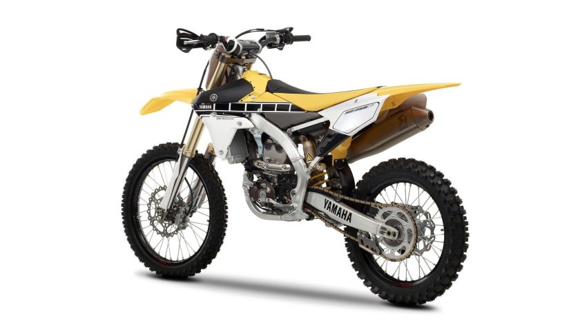 Кроссовый мотоцикл Yamaha yz450f