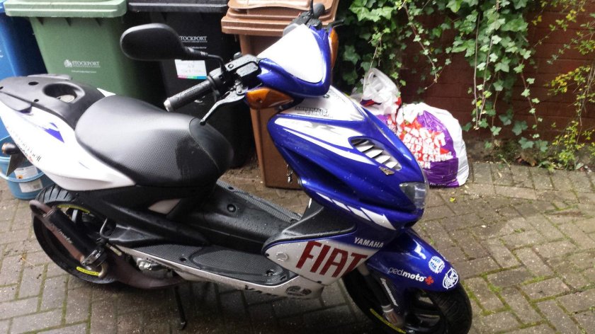 Yamaha Aerox 50 фиолетовый