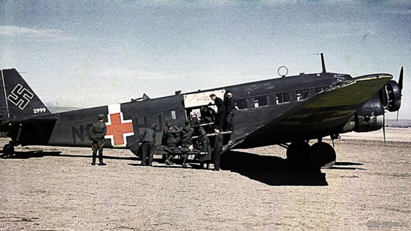 Немецкий транспортный самолет Junkers ju-52